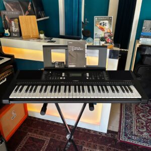 YAMAHA PSR E363