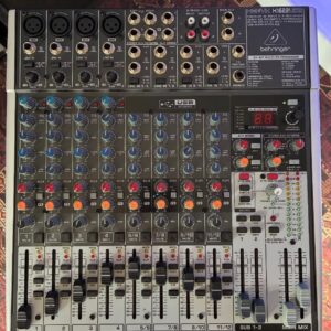 BEHRINGER Xenyx X1622 USB